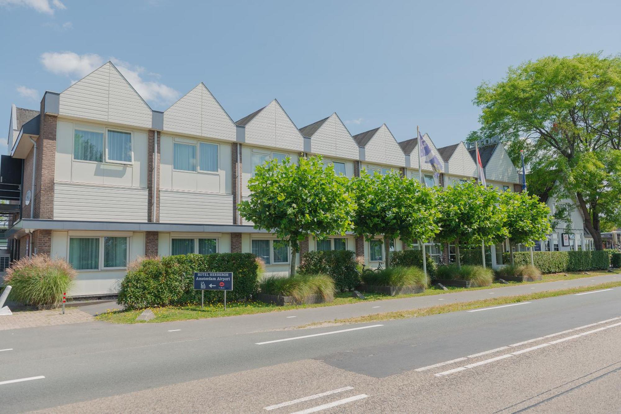 Boutique Hotel Herbergh Amsterdam Airport Free Parking Бадхуведорп Екстериор снимка