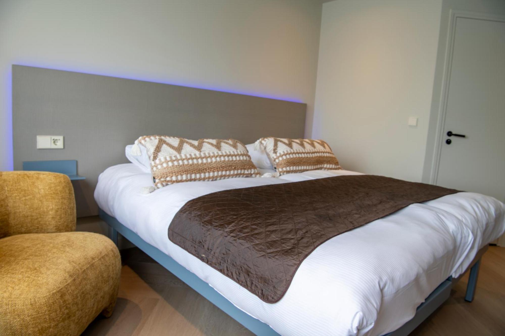 Boutique Hotel Herbergh Amsterdam Airport Free Parking Бадхуведорп Екстериор снимка