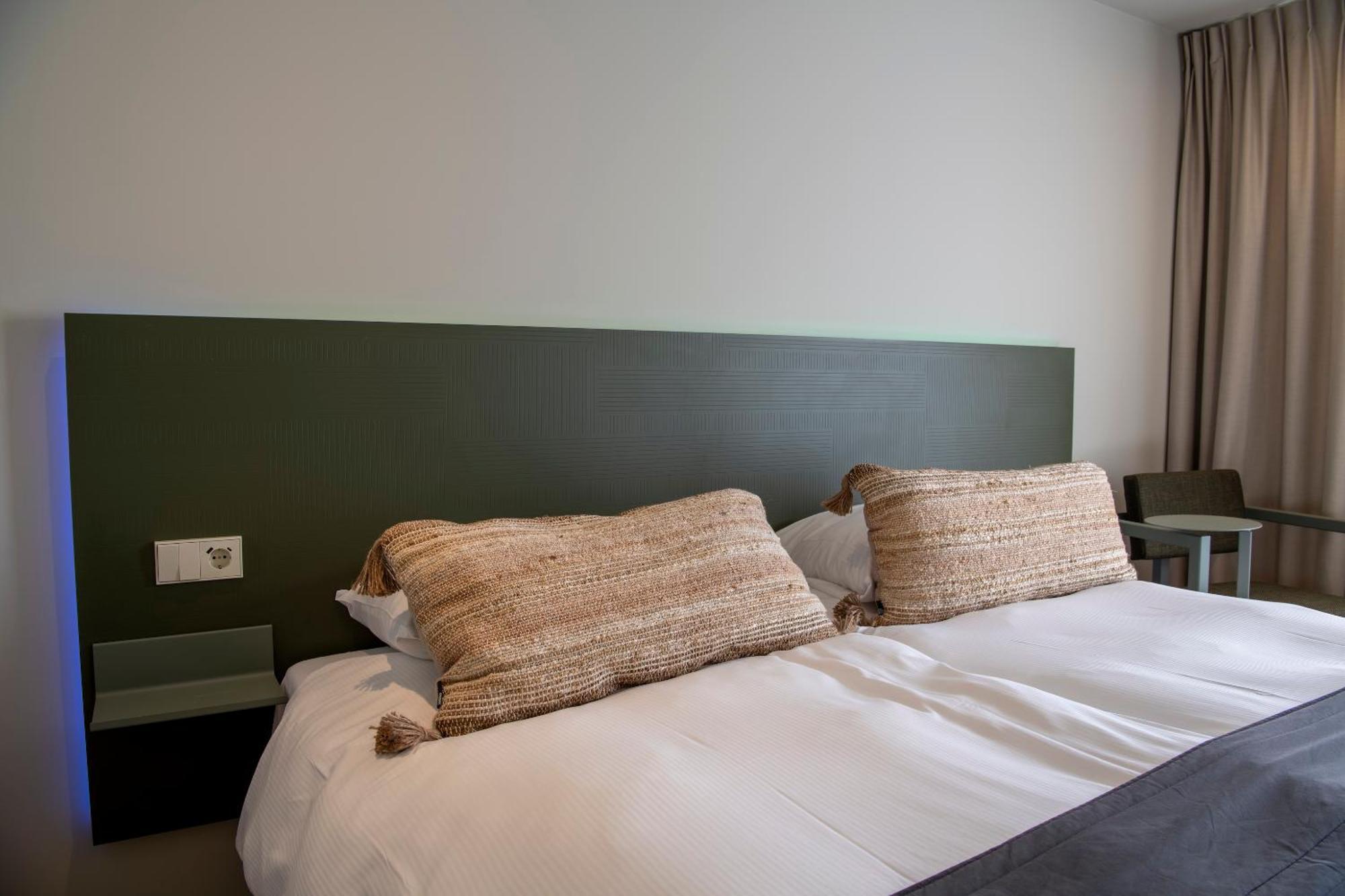 Boutique Hotel Herbergh Amsterdam Airport Free Parking Бадхуведорп Екстериор снимка