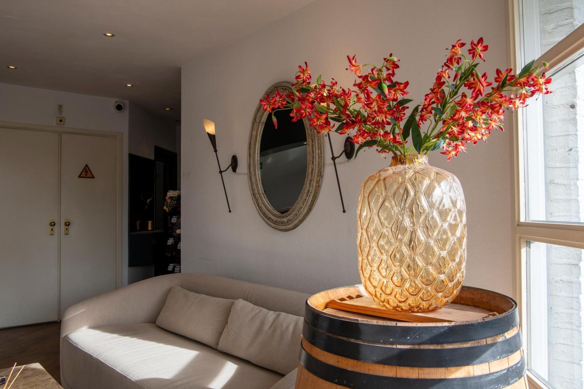 Boutique Hotel Herbergh Amsterdam Airport Free Parking Бадхуведорп Екстериор снимка