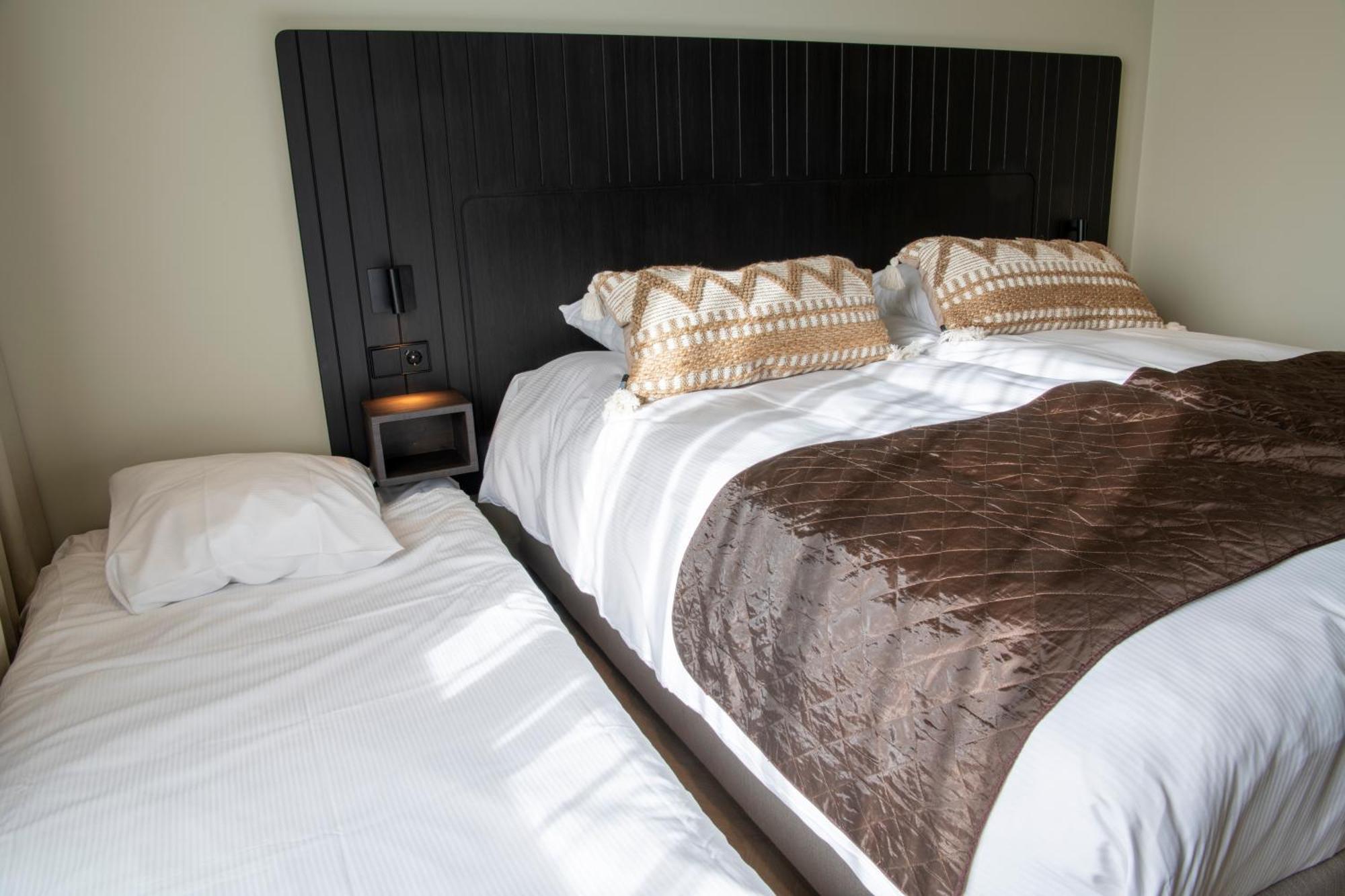Boutique Hotel Herbergh Amsterdam Airport Free Parking Бадхуведорп Екстериор снимка